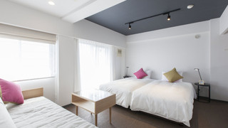 4 人部屋 禁煙/ 洗濯乾燥機付き