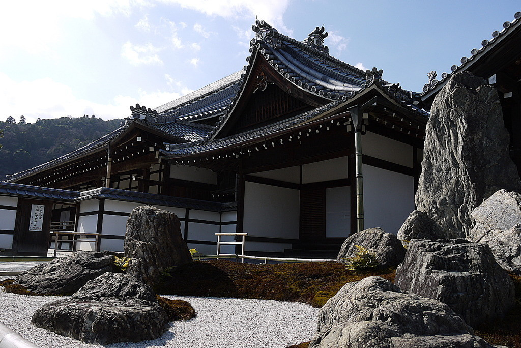 嵯峨野嵐山の中でも人気スポット「天龍寺」901646