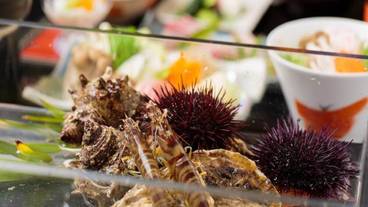 フード コート / 3