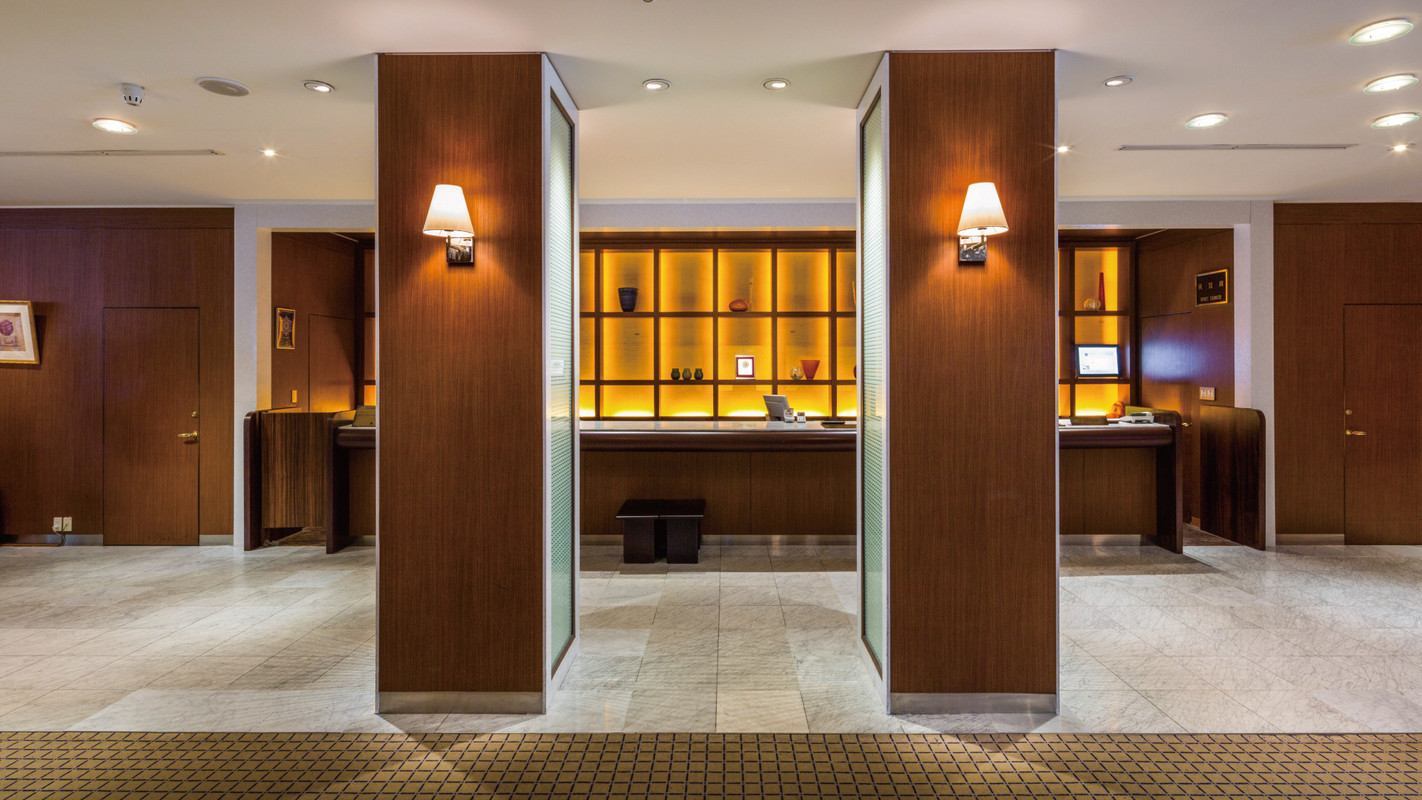 フロントカウンター