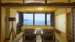 1日8組限定 間人蟹と地魚料理 大人の絶景隠れ宿 寿海亭