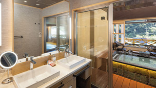 最上階 温泉露天風呂付 雅-MIYABI- 和洋室 64平米 禁煙