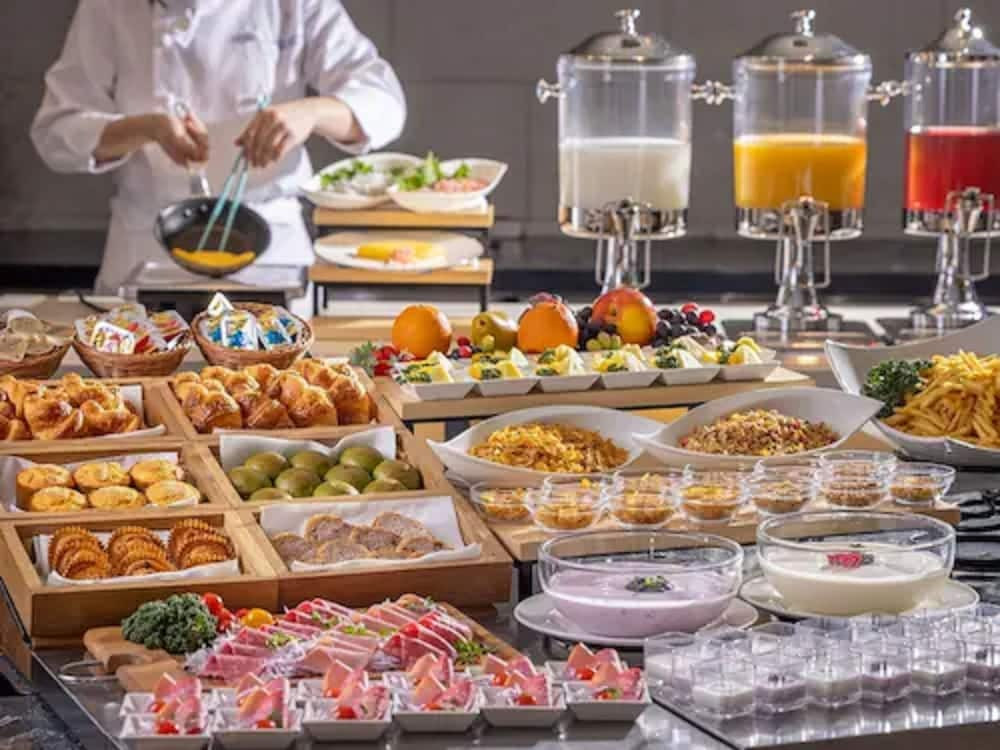 朝食ビュッフェ