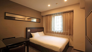 ダブルルーム ダブルベッド一台 禁煙