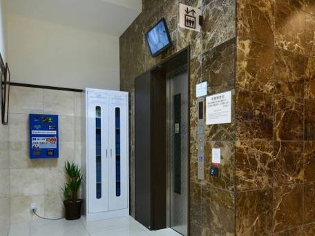 東横インJR神戸駅北口 / 2