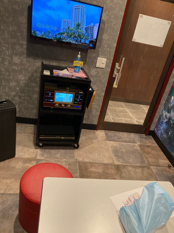 カラオケコーナー