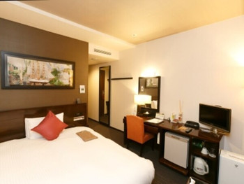 4. ラグナスイート新横浜【徒歩3分】3640677