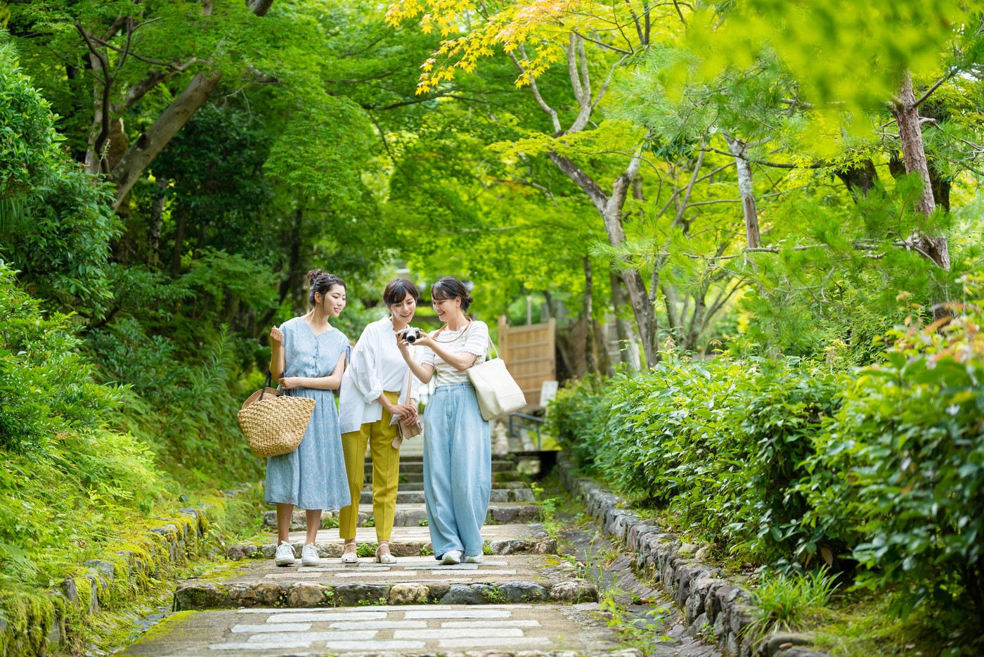 女子旅　旅行　