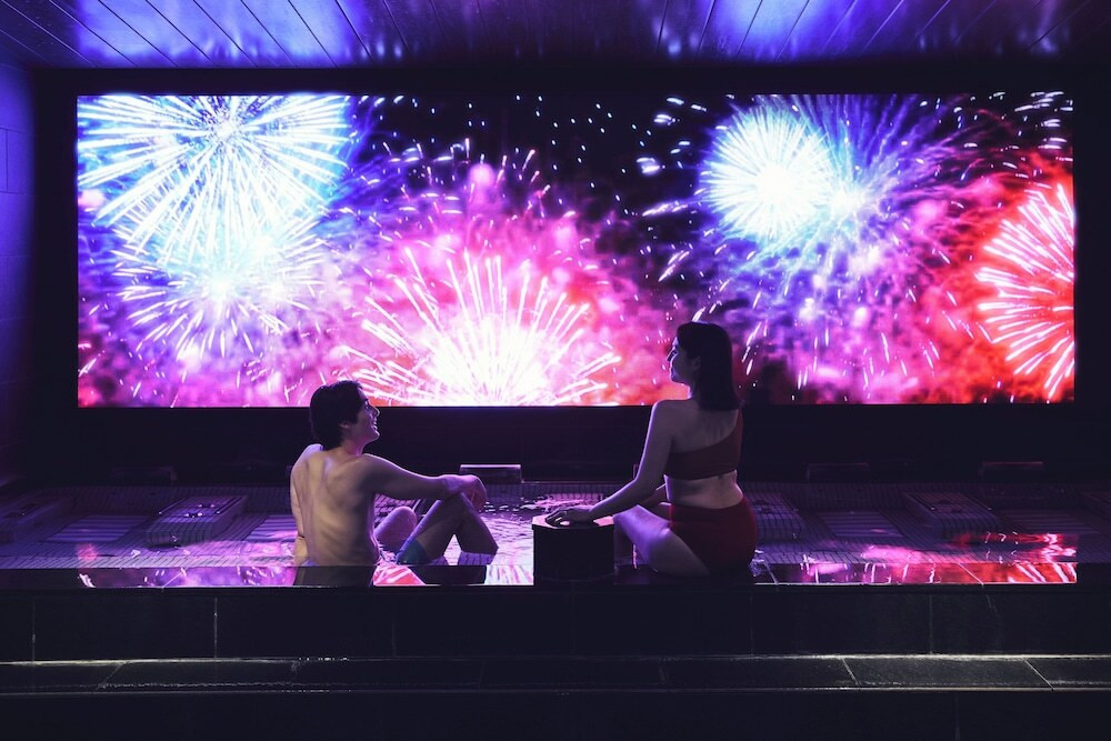 水着を着て入れる温泉でリラックス♪客室は個性的なインテリアがおしゃれ3569111