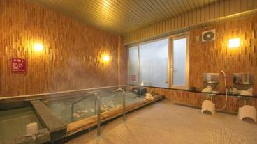 屋内スパ浴槽 / 1