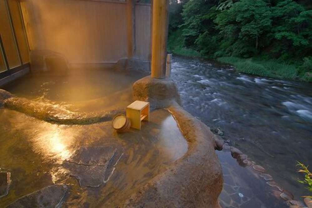 600年前の開湯・花巻の奥座敷「鉛温泉」岩手県4251506