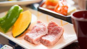 食事・飲み物 / 4