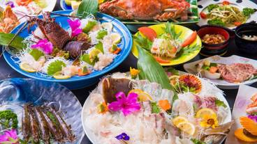 客室内のダイニングエリア / 7