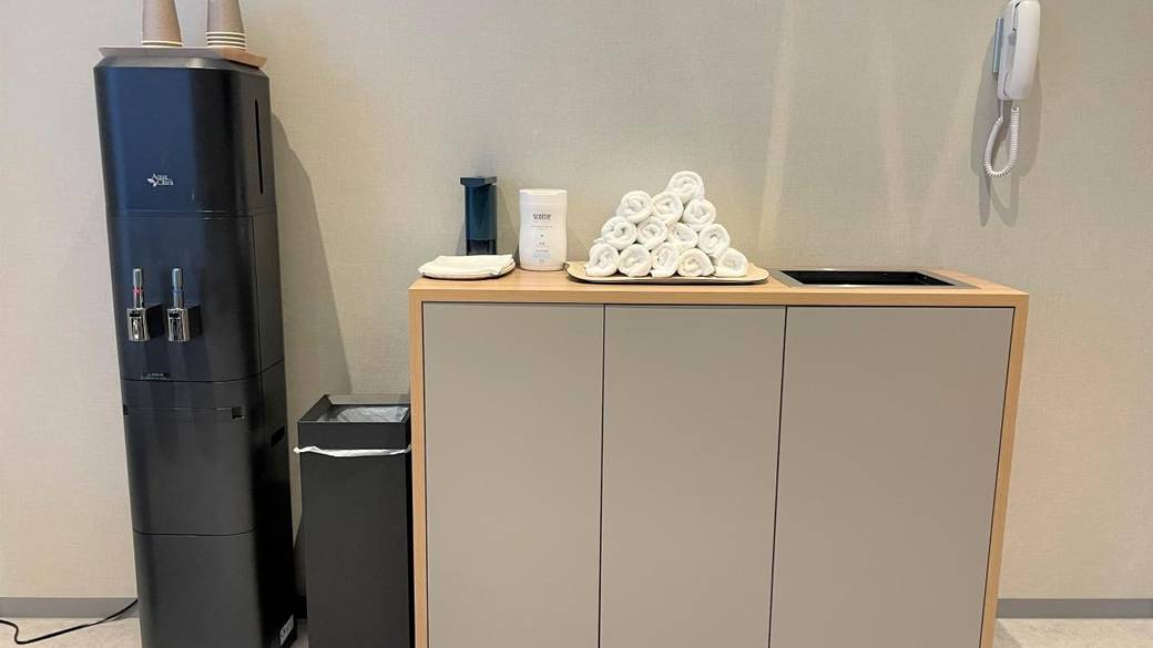 タオルやウォーターサーバー / 4