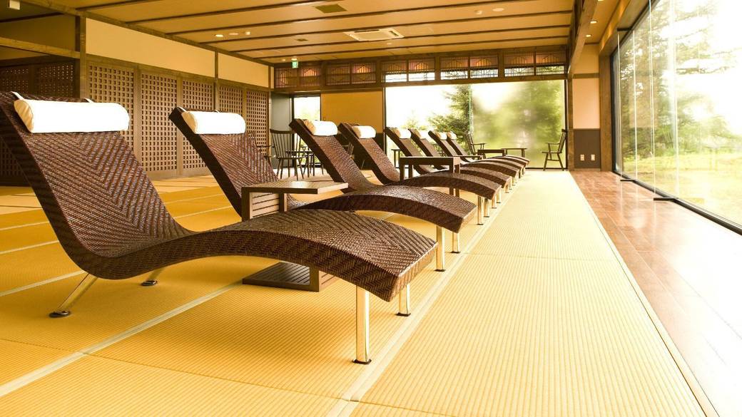 湯上がりラウンジ「坐忘」 / 4