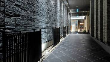 施設の入り口 / 5