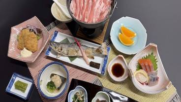 食事・飲み物 / 10