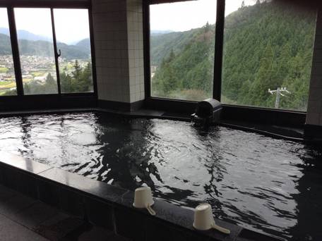 筒賀温泉 グリーンスパつつが / 2