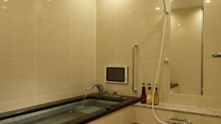 和洋室7.5畳+TW　河口湖眺望