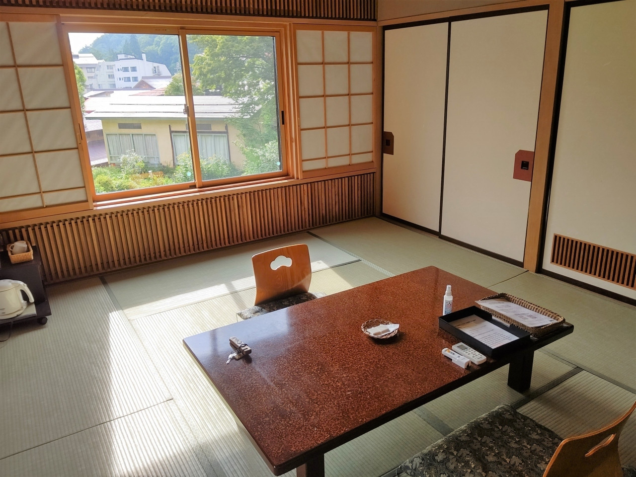 個性豊かなニャンコたちに元気をもらえる4260571