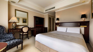 モデレート　ダブルルーム　禁煙