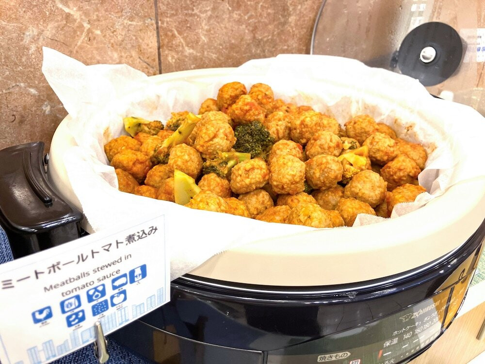 朝食