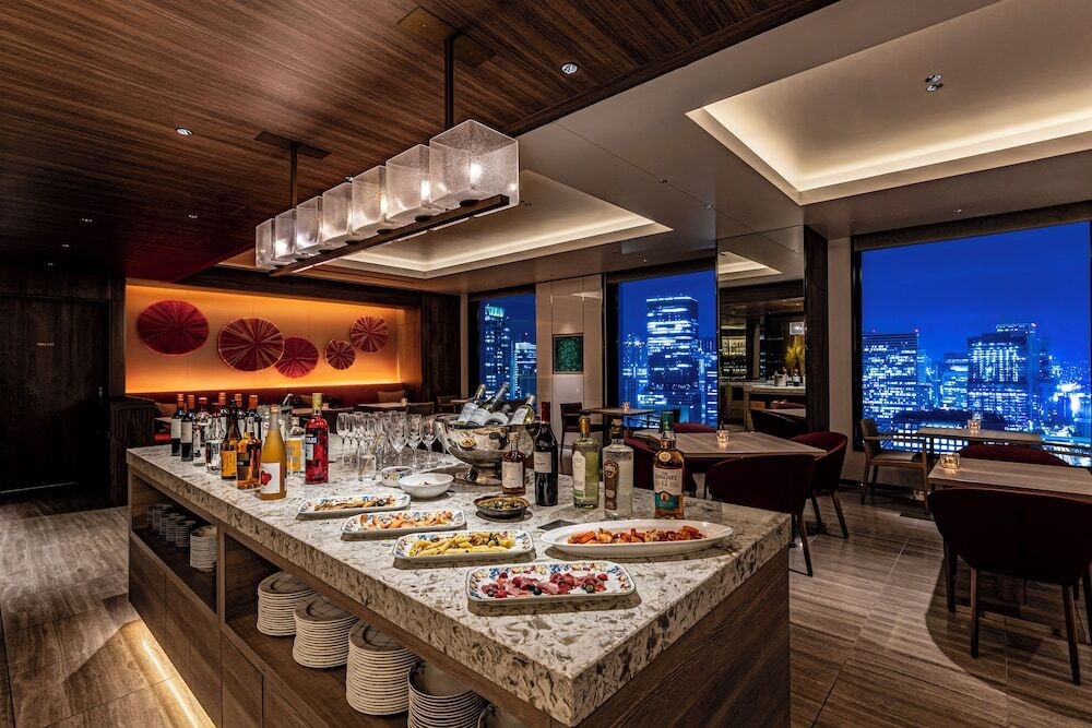 エグゼクティブラウンジ／カクテルタイム①