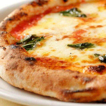 「デリツィオーゾ フィレンツェ」料理 954892 本場ナポリで修行した職人が焼きます