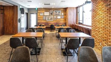 ロビーラウンジ / 16