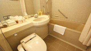 ツインルームシングルサイズベッド 2 台喫煙可