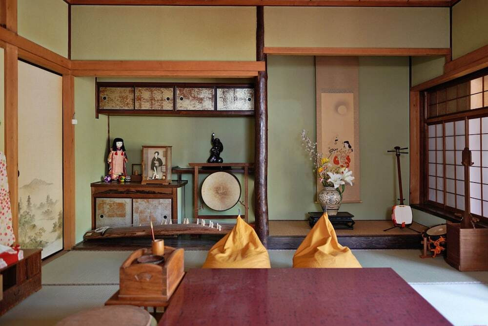 ロビー応接スペース