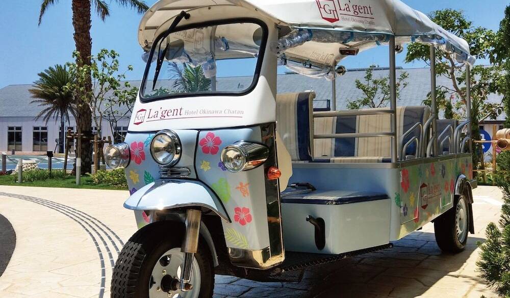 トゥクトゥク　夜7時45分まで / 4