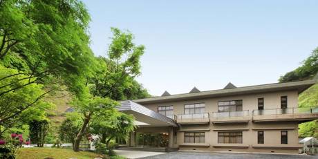 渓谷別庭 もちの木