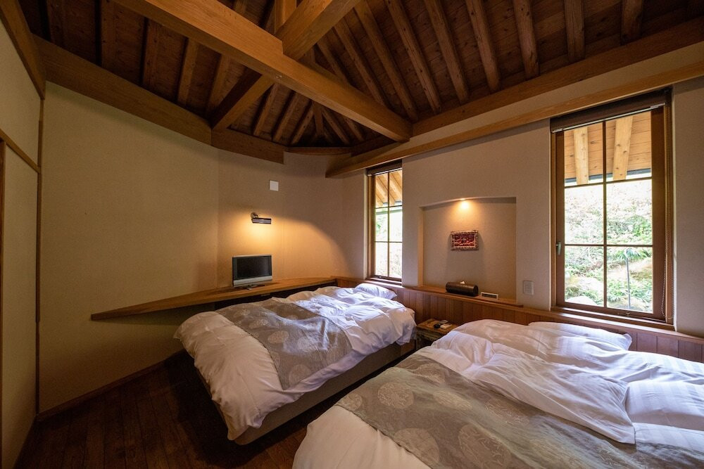 由布岳ビュー「石竹」　ベッドルーム