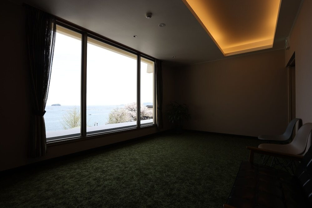 ロビー応接スペース