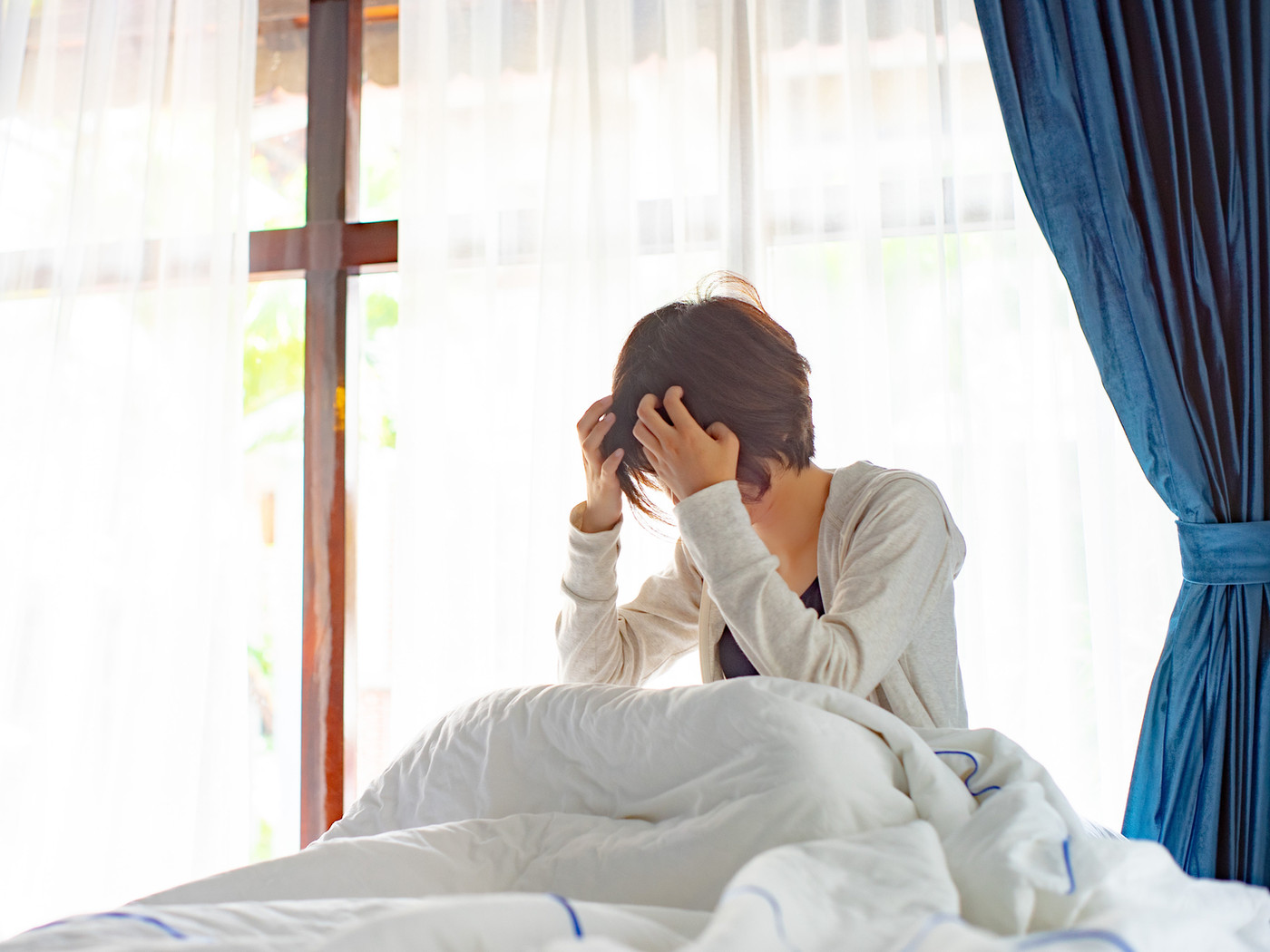 つい布団でゴロゴロしてしまう