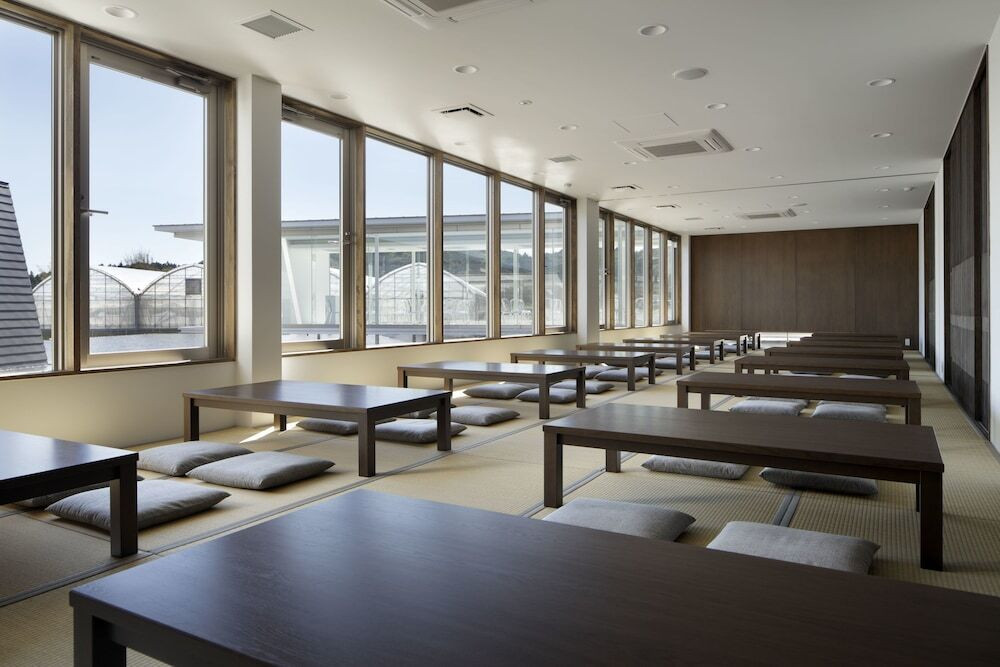 レストラン