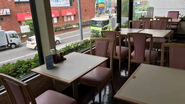 朝食スペース / 8