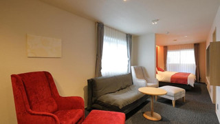 スタンダードツインルーム（2人用ソファベッド付き)