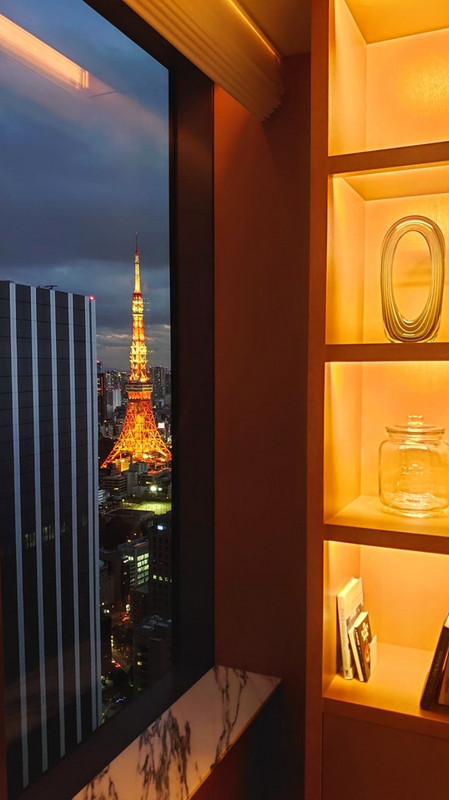 ラウンジからの東京タワー