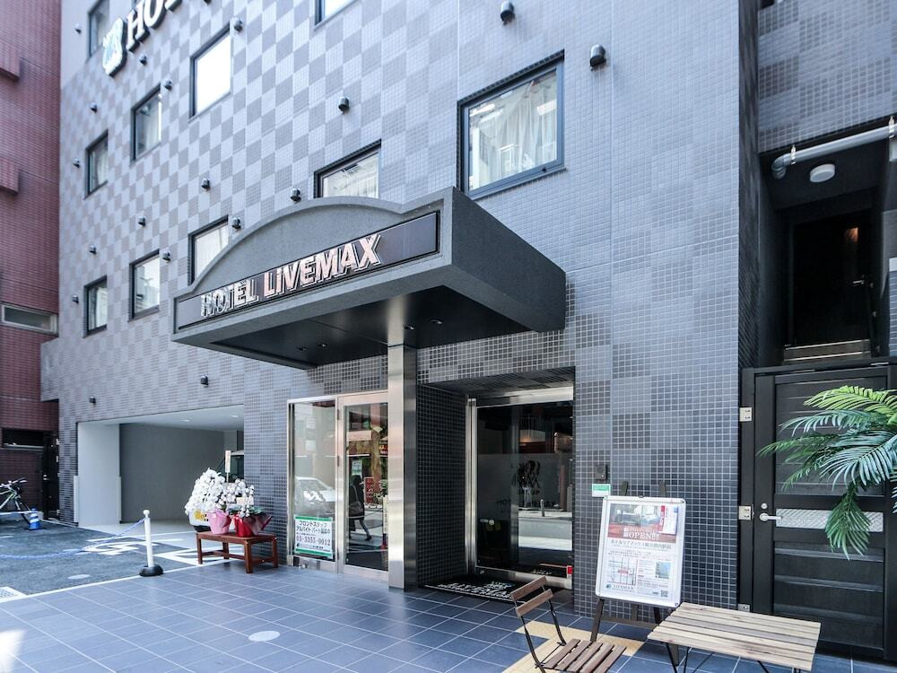 施設の正面