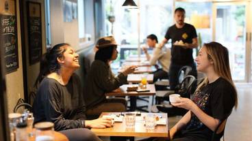 朝食スペース / 6