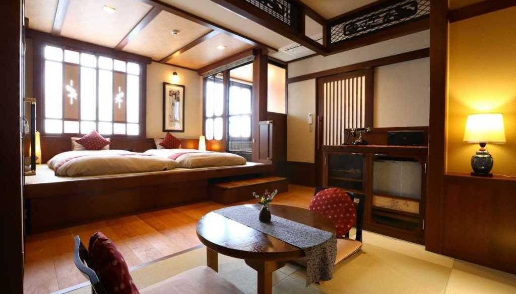 客室は
バリエーション豊富 / 2