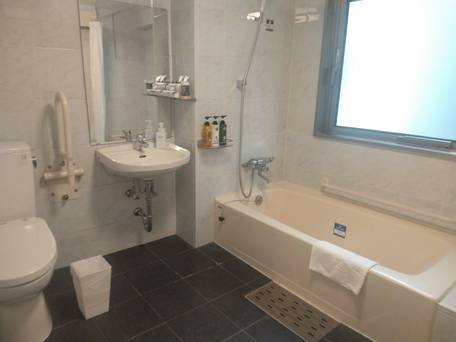 アパホテル 博多駅前4丁目 / 3