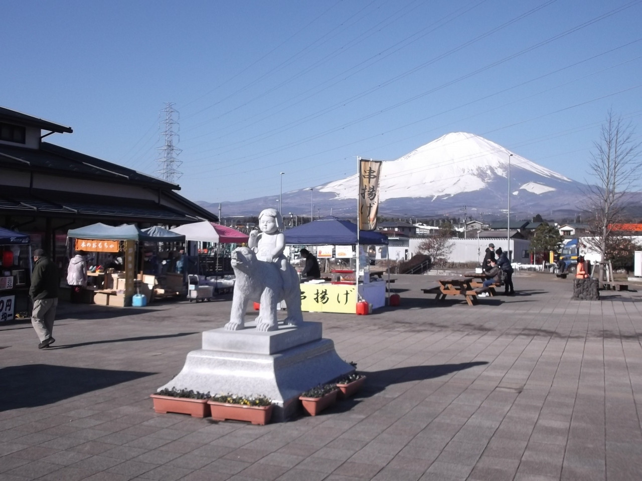 地元グルメと天然水が魅力◎天気の良い日には富士山の絶景も楽しめます3714049