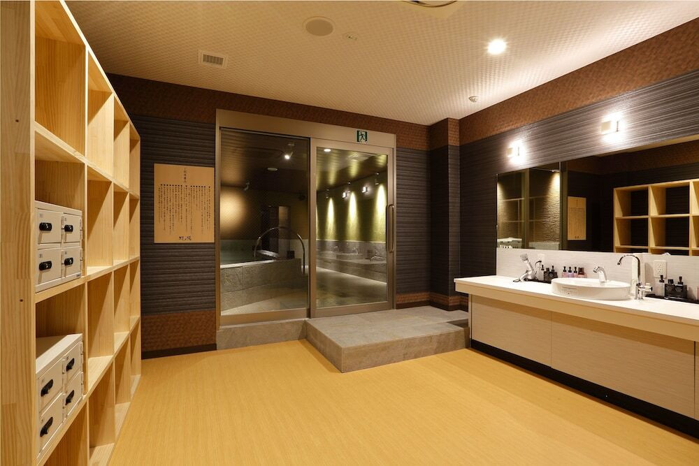 屋内スパ浴槽
