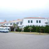 送迎バスを利用して
楽々移動で観光へ / 2