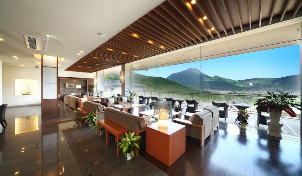 ロビーラウンジの眺め / 3