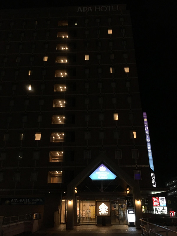 駅ペデストリアンデッキ直結の好立地は、疲れた時には最高。