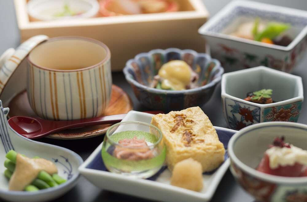 竹林と滝の音に癒される非日常感3697079